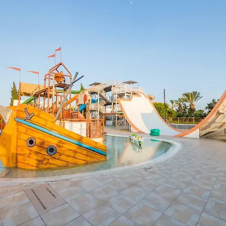 Electra Village Water Park Resort 4*