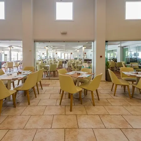 Electra Village Water Park אתר נופש