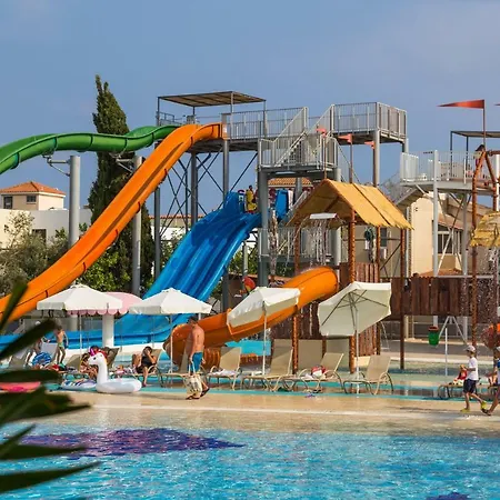Electra Village Water Park 4* 아이아 나파