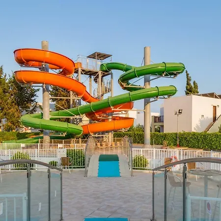 Electra Village Water Park 아이아 나파